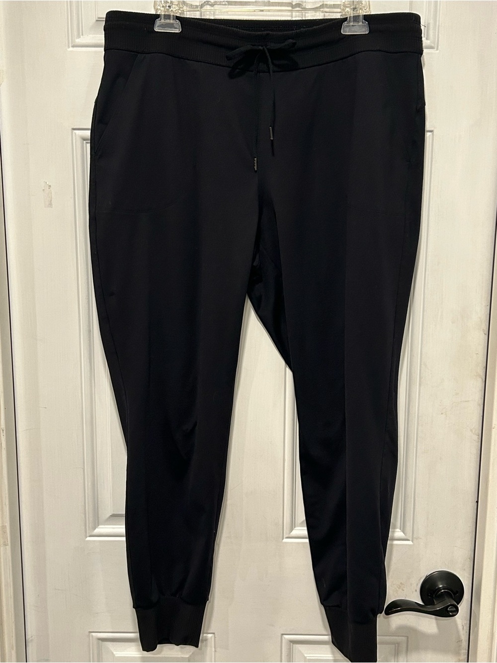 Athleta Metro Downtown Black Joggers Pilayo Mesh Size Large 405663